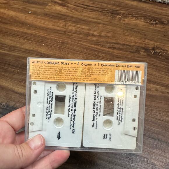 Vintage The Story of Ruth and Naomi Bible Story 2 Audio Cassette Tapes Set 1995 - Picture 2 of 6